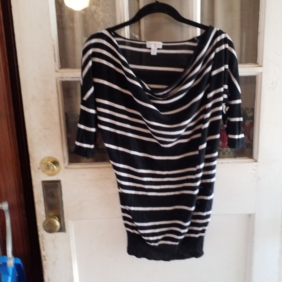 A pea in the pod maternity - Picture 1 of 3